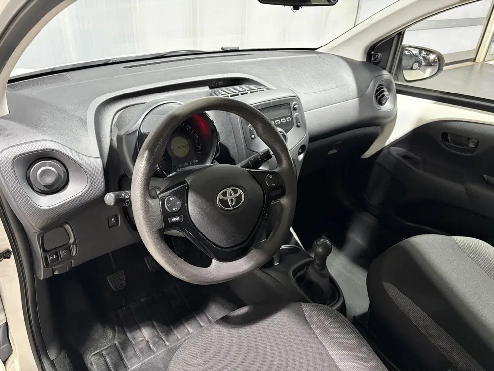 Toyota Aygo 1.0 VVT-i x-fun Airco Orgineel Nederlandse uit 2019, foto 10