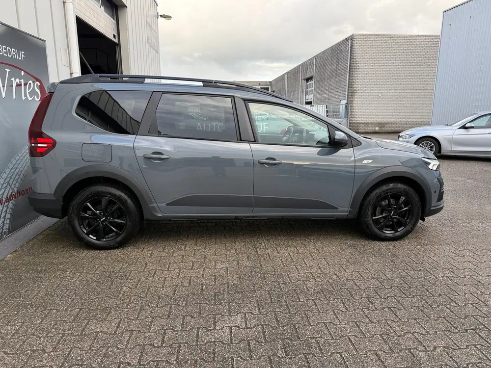 Dacia Jogger 1.0 TCe 110 Extreme 7p. CAMERA uit 2024, foto 5