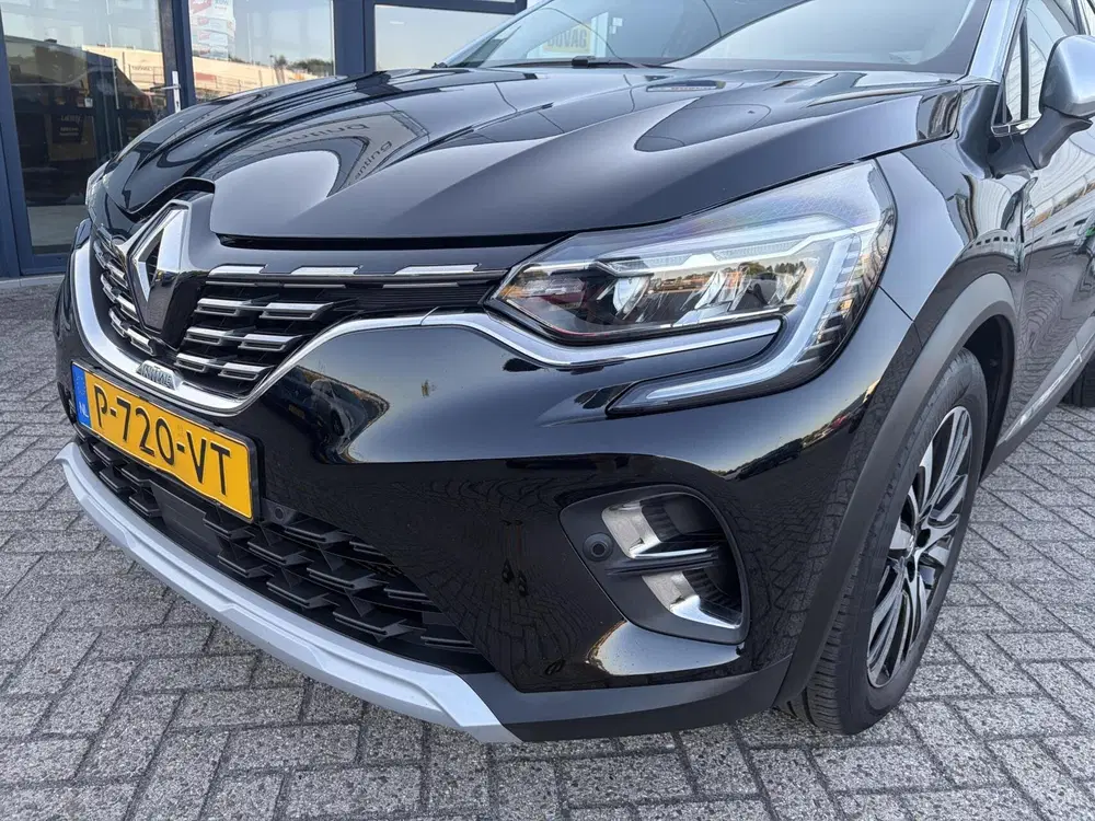 Renault Captur 1.6 E-Tech Hybrid 145 Initiale Paris Autom uit 2022, foto 12