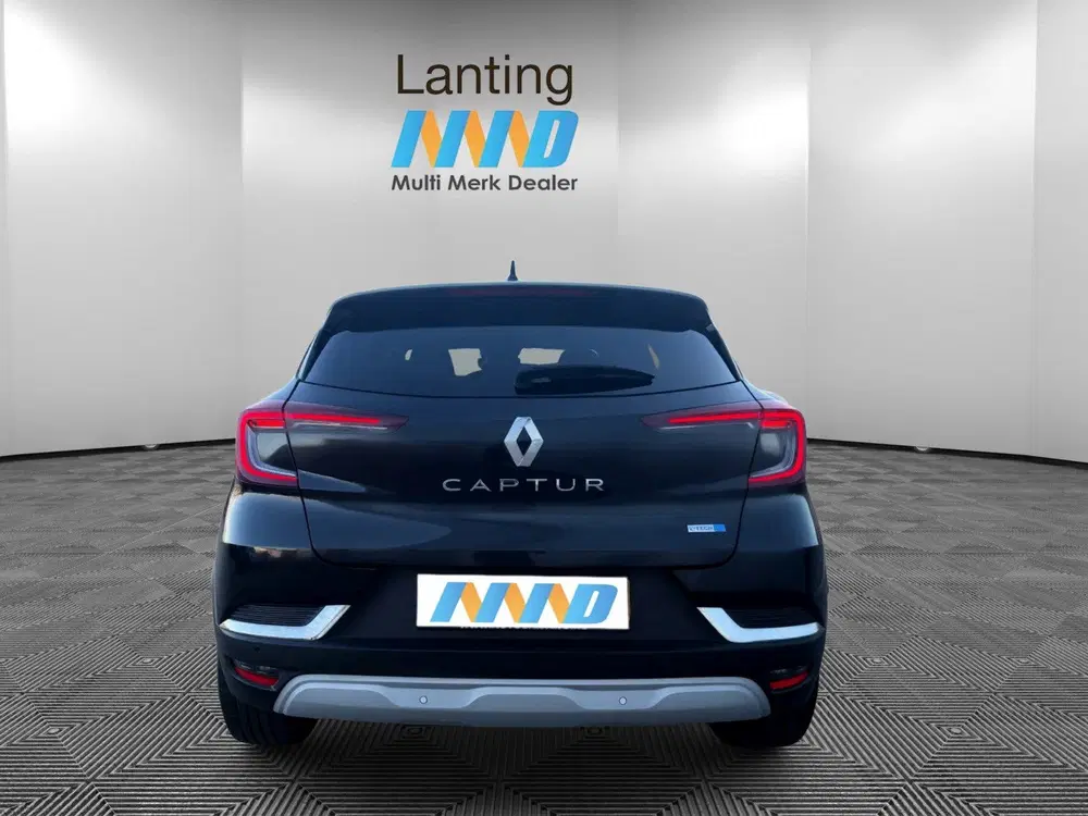 Renault Captur 1.6 E-Tech Hybrid 145 Initiale Paris Autom uit 2022, foto 8