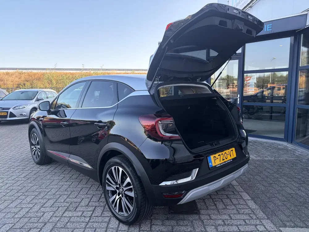 Renault Captur 1.6 E-Tech Hybrid 145 Initiale Paris Autom uit 2022, foto 9