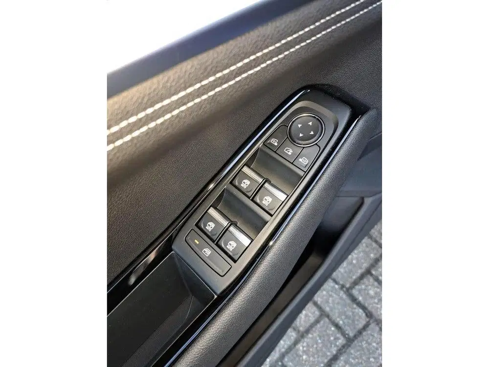 Renault Austral 1.2 E-Tech full hybrid 200 iconic panorama uit 2025, foto 15