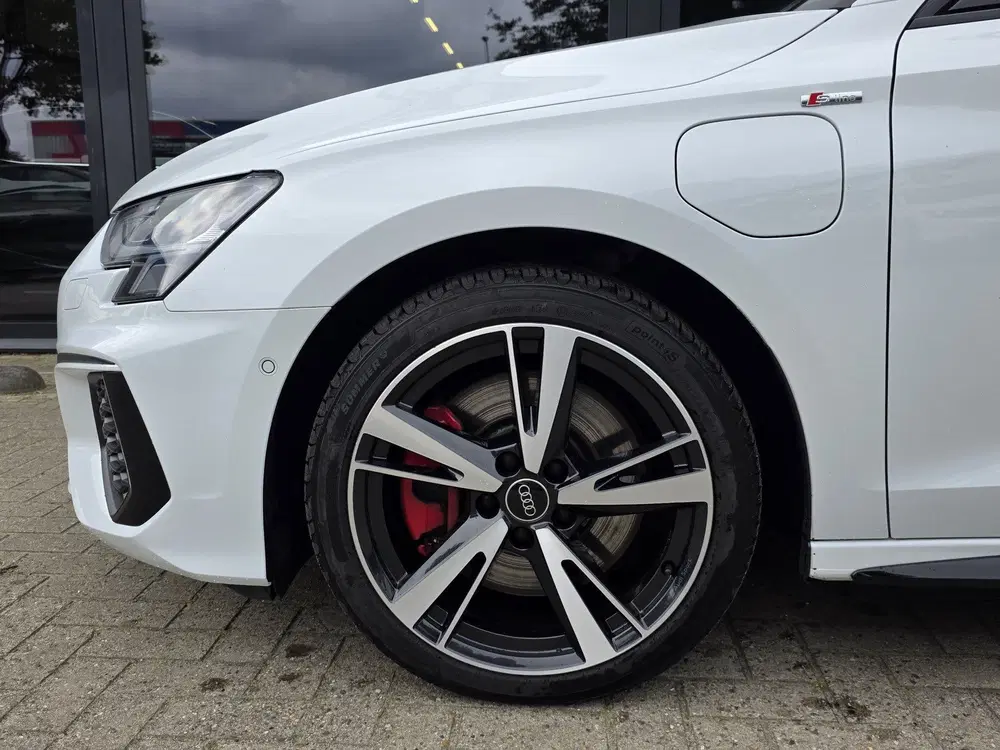 Audi A3 45 TFSI e S edition Competition + 3x S-LIN uit 2023, foto 8