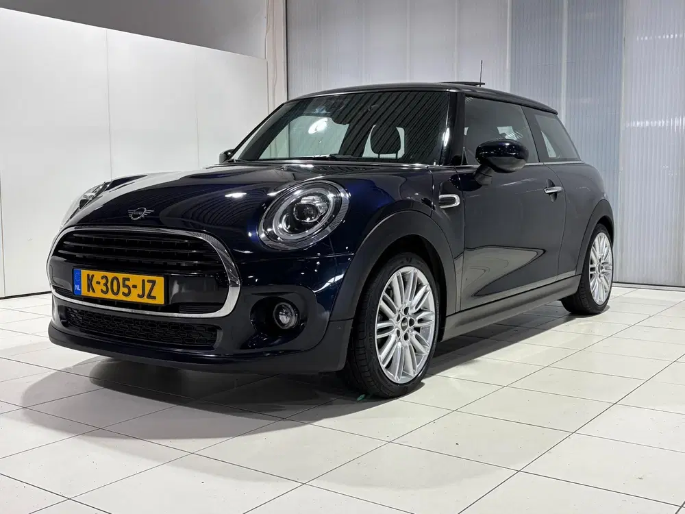 Mini Cooper 1.5 Cooper Classic Panoramisch dak uit 2021, foto 5
