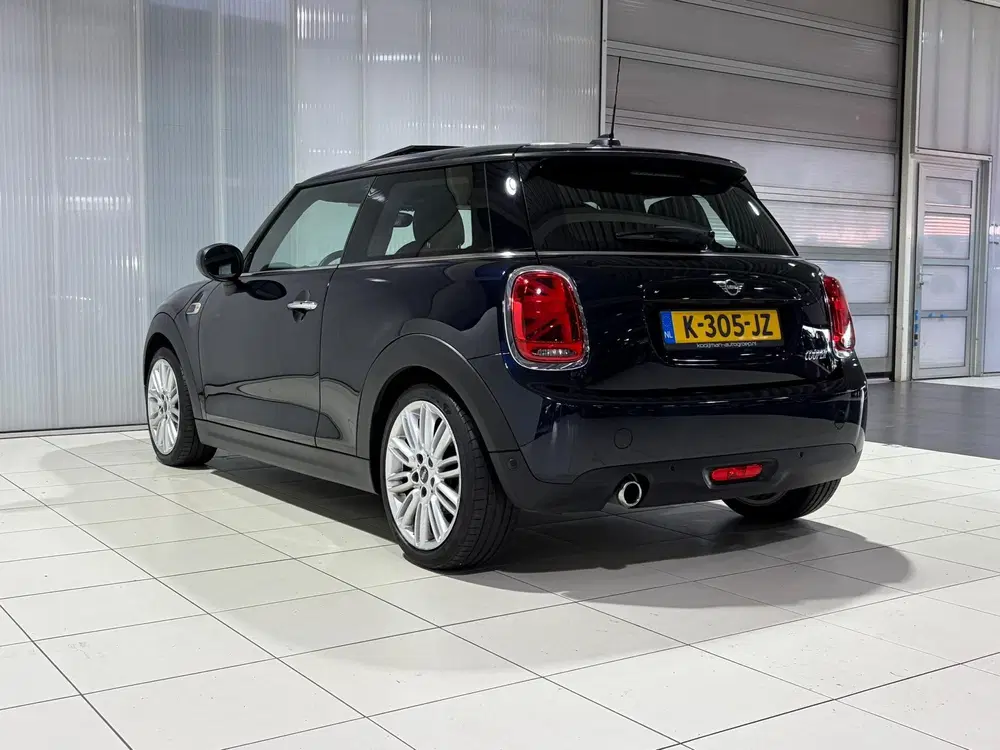 Mini Cooper 1.5 Cooper Classic Panoramisch dak uit 2021, foto 6