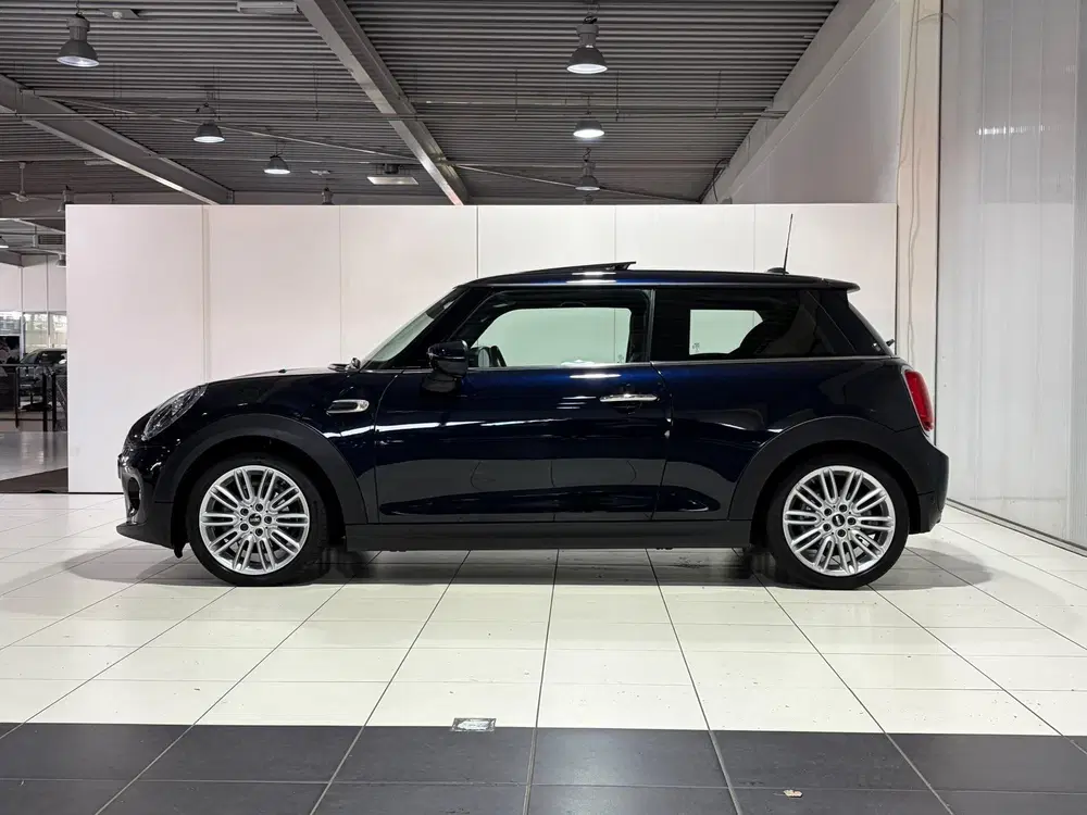 Mini Cooper 1.5 Cooper Classic Panoramisch dak uit 2021, foto 8