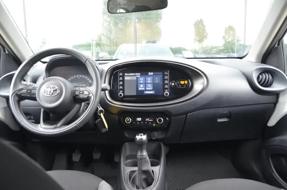 Toyota Aygo X 1.0 VVT-i MT Play uit 2022, foto 7
