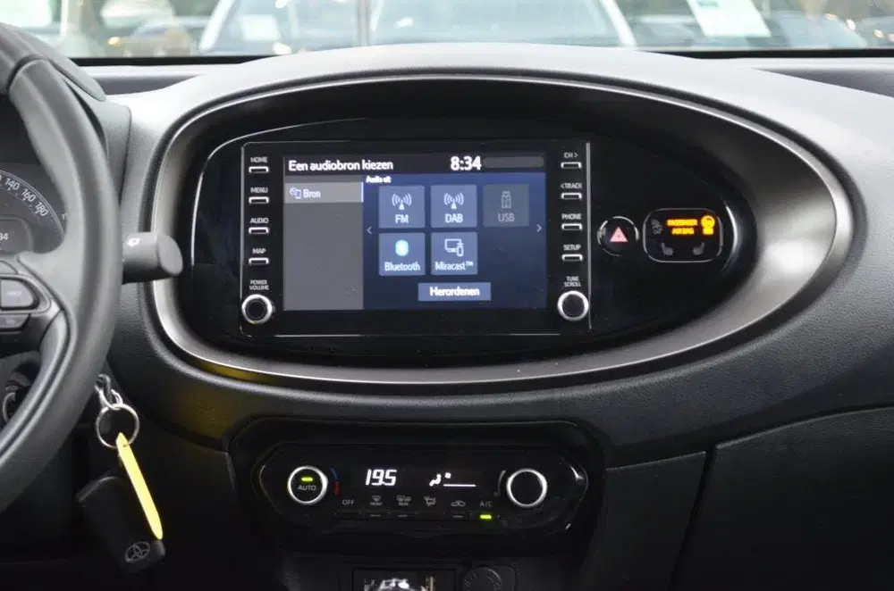 Toyota Aygo X 1.0 VVT-i MT Play uit 2022, foto 8