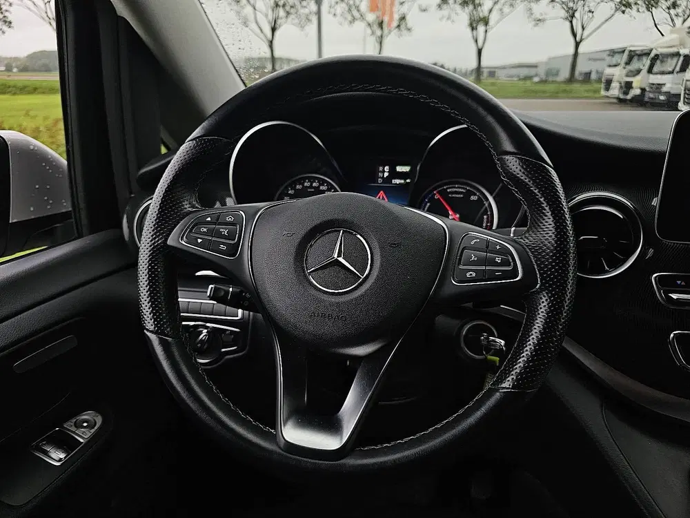 Mercedes-Benz EQV 300 L3 8 pers wltp 365km wrapped elektrisc uit 2023, foto 10