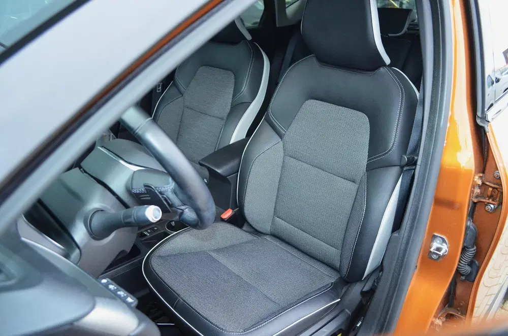 Renault Captur 1.3 TCe 130 Edition One uit 2020, foto 14