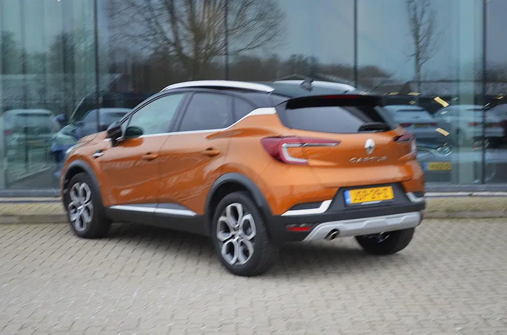 Renault Captur 1.3 TCe 130 Edition One uit 2020, foto 3