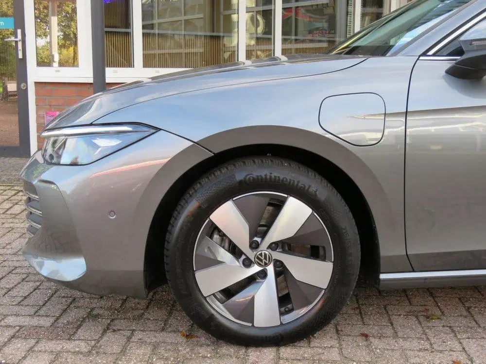 Volkswagen Passat 1.5 eHybrid 204pk Elegance uit 2026, foto 13