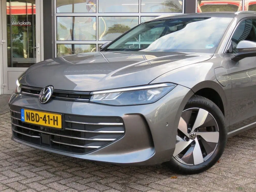 Volkswagen Passat 1.5 eHybrid 204pk Elegance uit 2026, foto 4