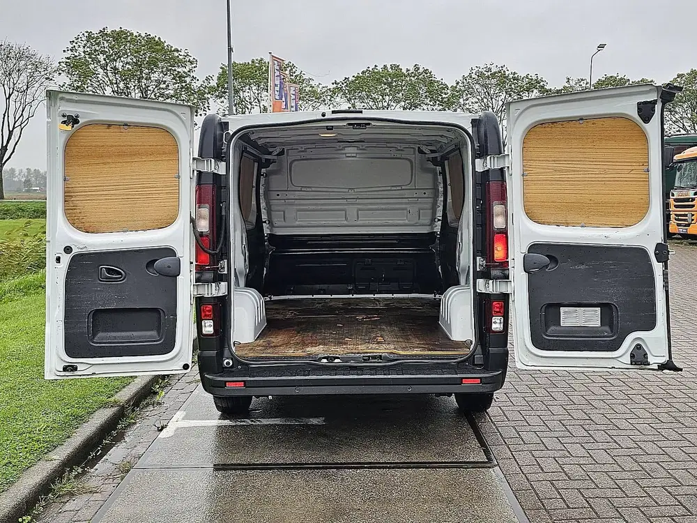 Renault Trafic 2.0 DCI bdci 130 l1h1 uit 2023, foto 13