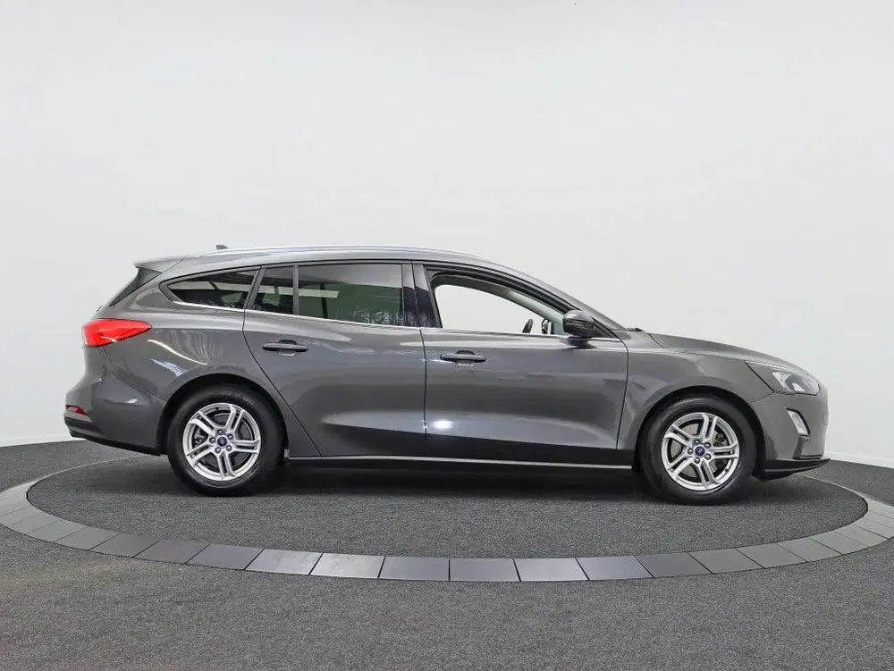 Ford Focus 1.0 EBH Tr Ed. bns uit 2021, foto 11
