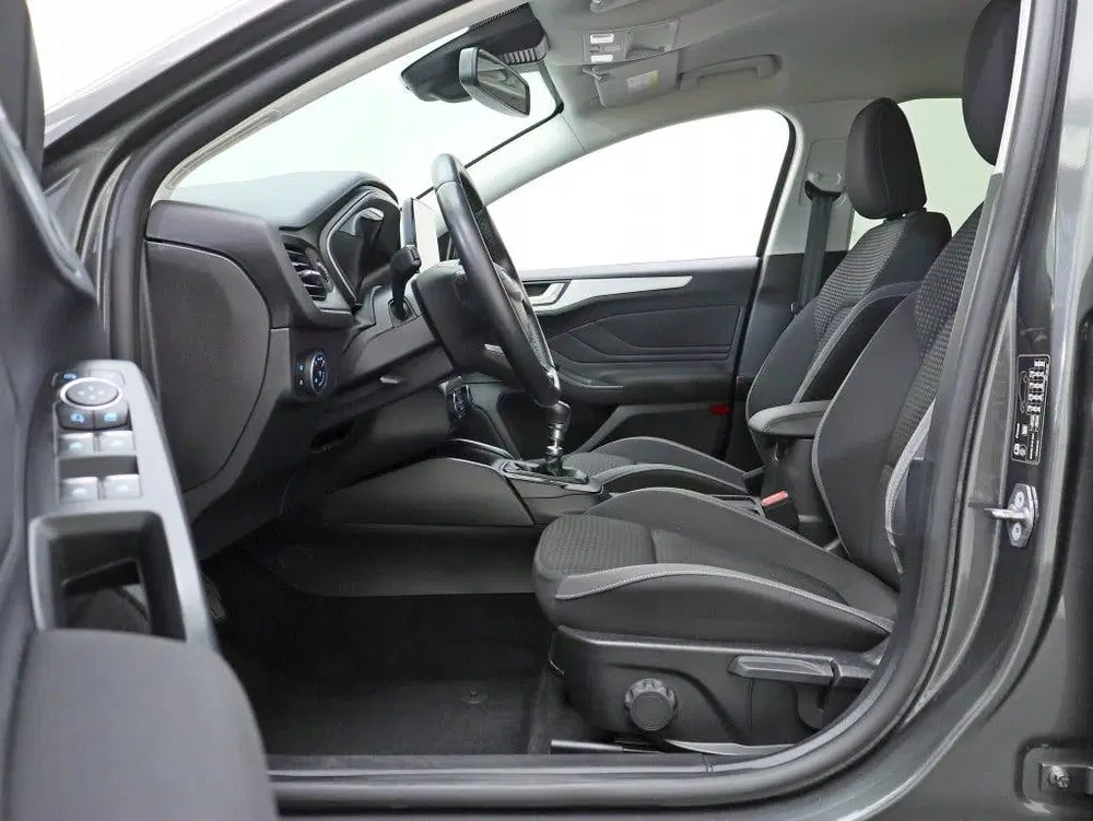 Ford Focus 1.0 EBH Tr Ed. bns uit 2021, foto 14