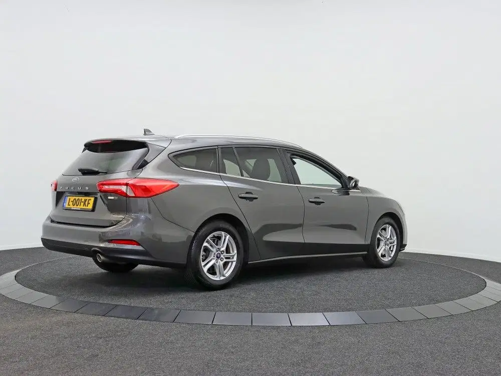 Ford Focus 1.0 EBH Tr Ed. bns uit 2021, foto 2