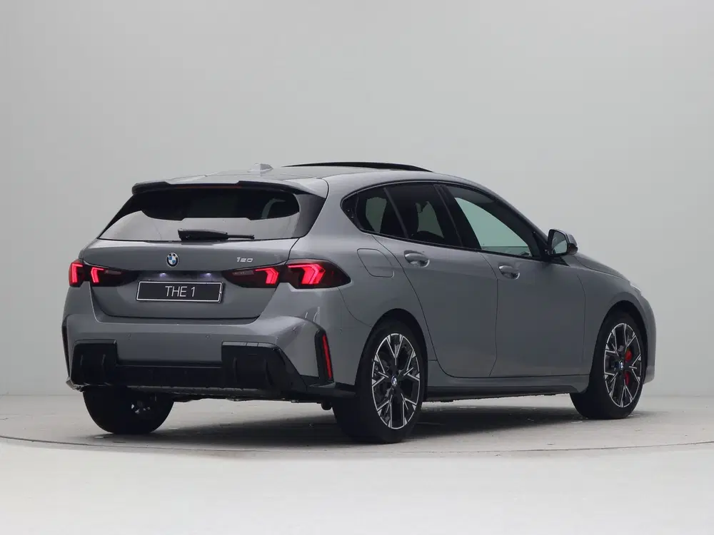 BMW 1-serie 120 M Sport Pro uit 2026, foto 5