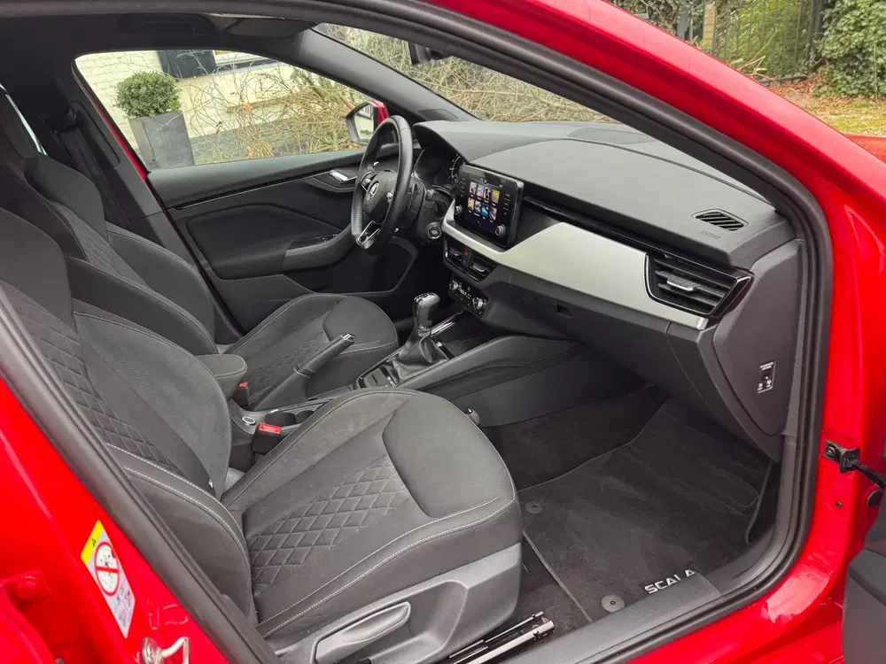 Skoda Scala 1.0 TSI Sport Business uit 2022, foto 15