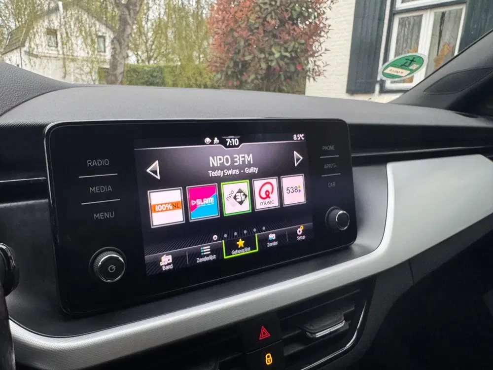 Skoda Scala 1.0 TSI Sport Business uit 2022, foto 9