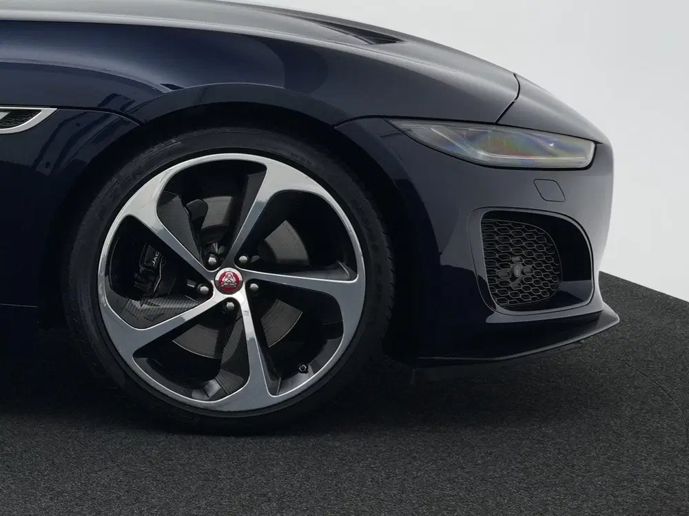 Jaguar F-Type P300 RWD First Edition uit 2020, foto 8