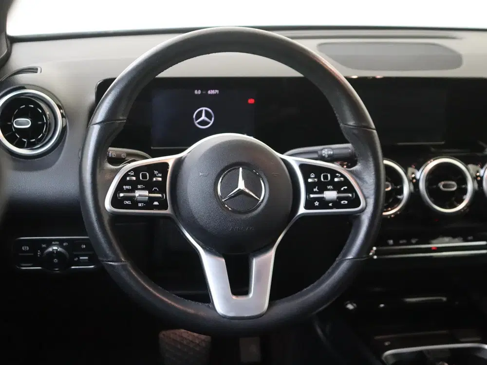 Mercedes-Benz GLB 200 Business Solution uit 2020, foto 10