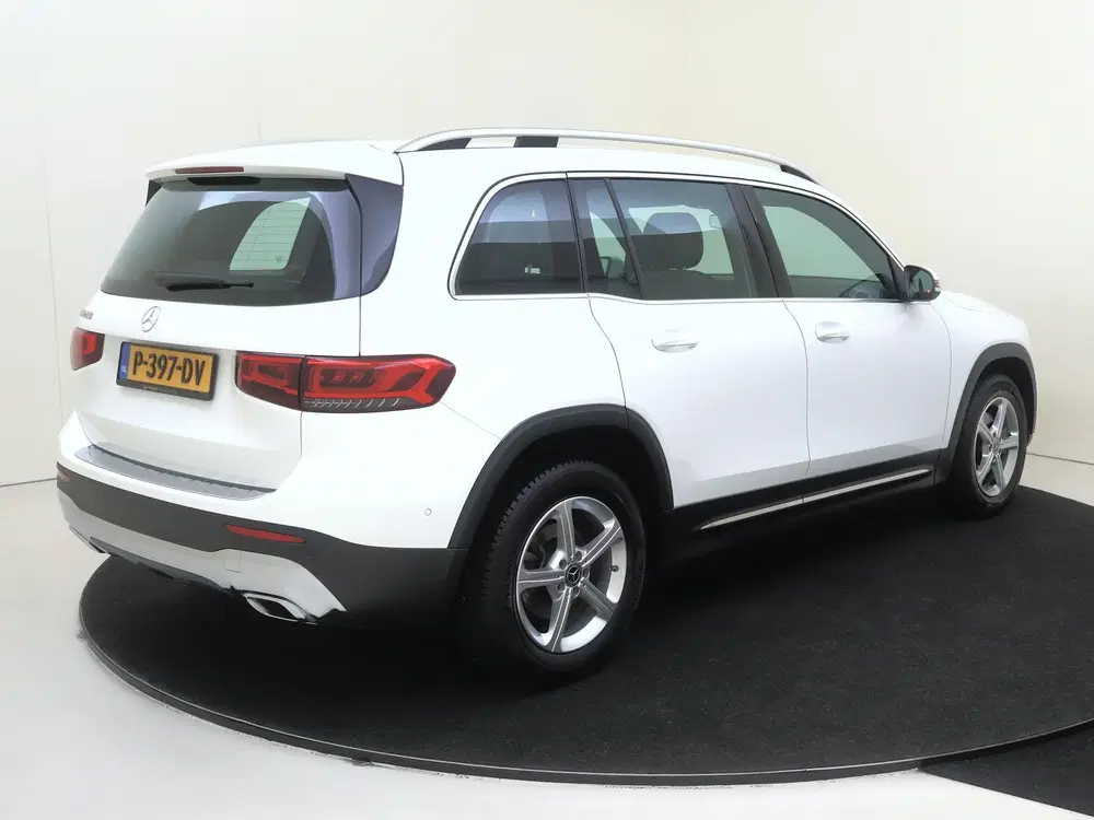 Mercedes-Benz GLB 200 Business Solution uit 2020, foto 4