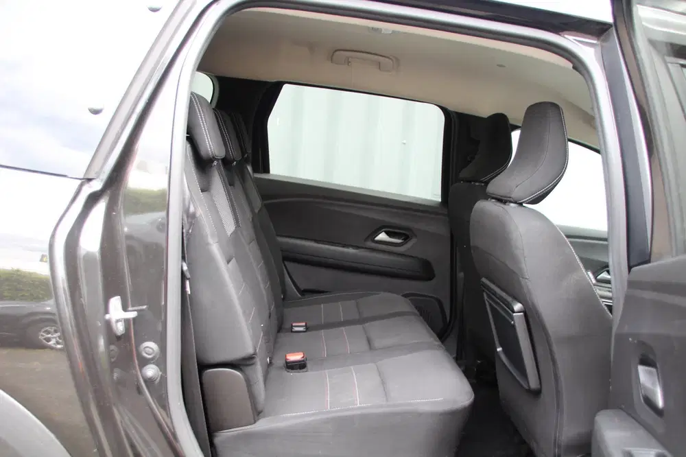 Dacia Jogger 1.0 TCe 110 Extreme 7p. uit 2023, foto 6