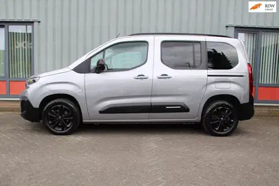 Citroën Berlingo Citroen BERLINGO 1.2 PureTech Shine Multis uit 2024