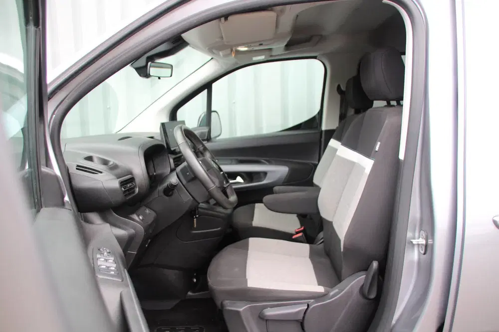 Citroën Berlingo Citroen BERLINGO 1.2 PureTech Shine Multis uit 2024, foto 12