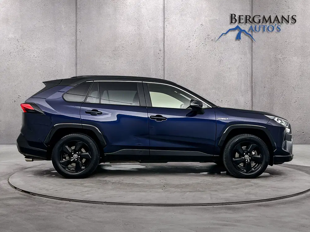 Toyota RAV 4 2.5 Hybrid First Edition uit 2019, foto 9