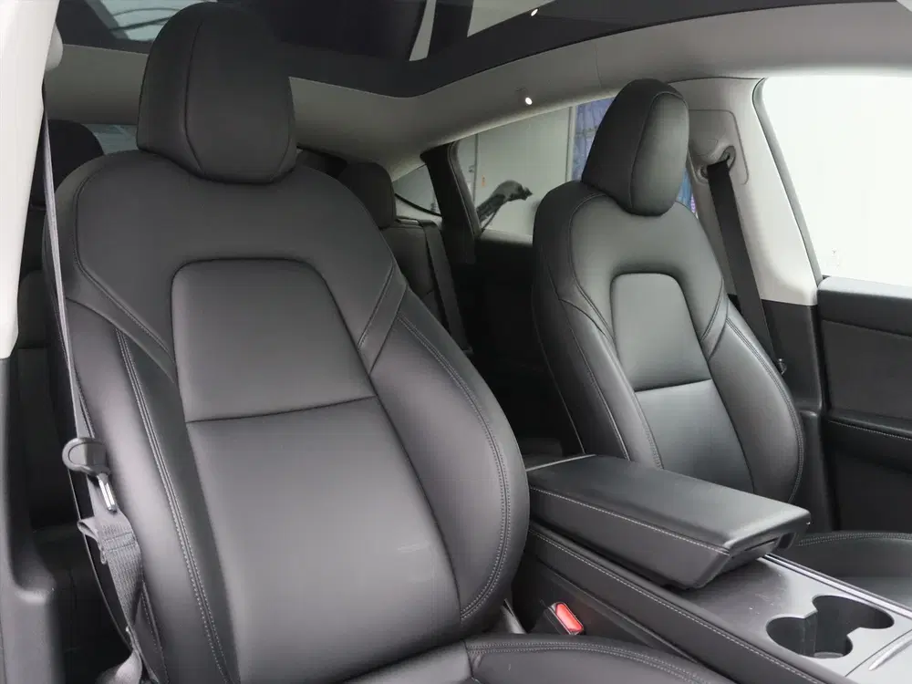 Tesla Model Y Long Range AWD 75kWh 351pk 91.8% SoH [ AMD uit 2023, foto 13