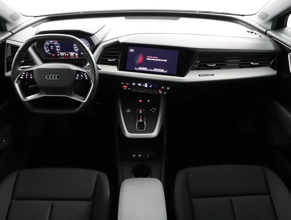 Audi Q4 e-tron 35 Edition uit 2023, foto 13
