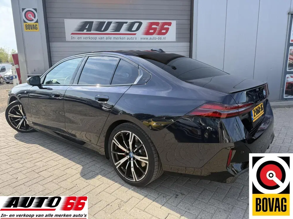 BMW i5 eDrive40 84 kWh uit 2024, foto 4