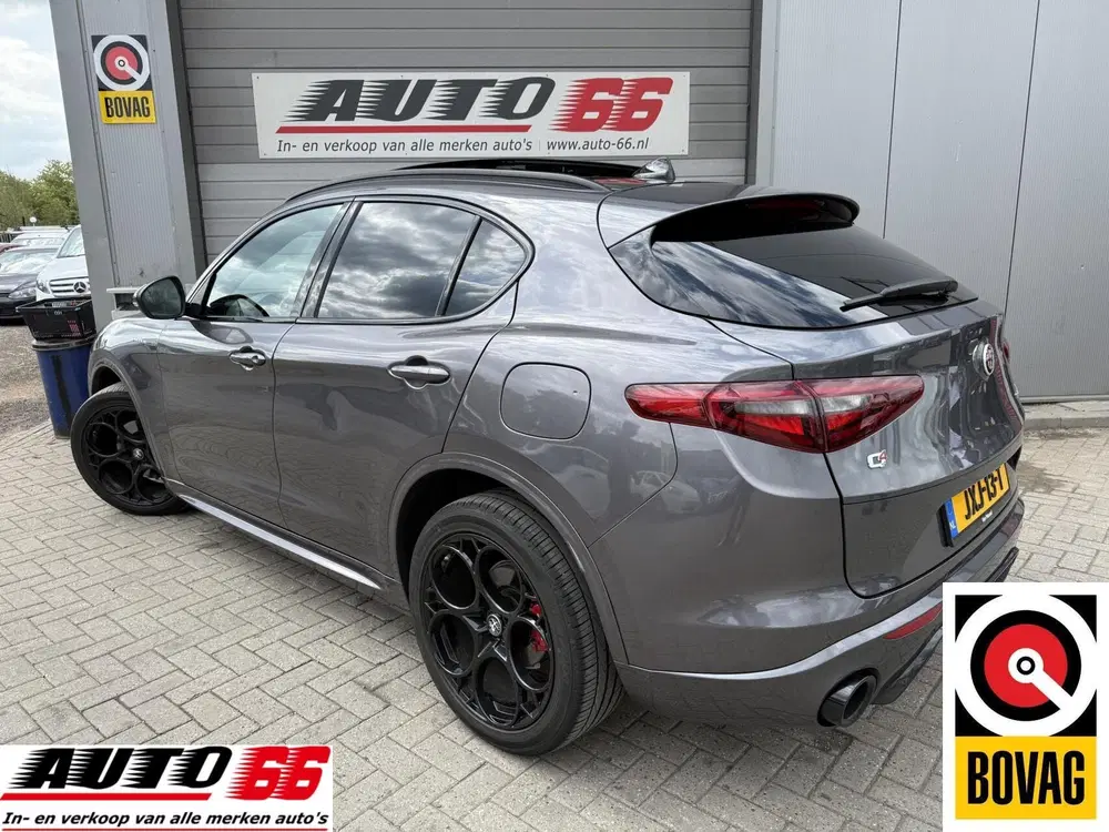 Alfa Romeo Stelvio 2.2 JTD AWD Veloce uit 2022, foto 6