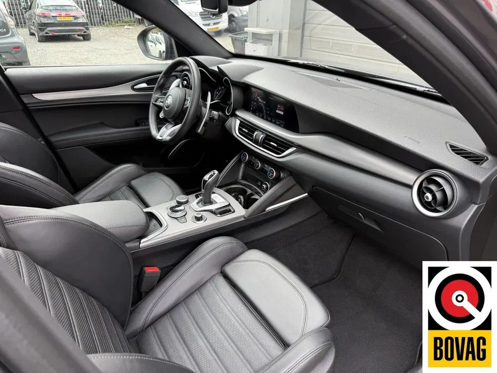 Alfa Romeo Stelvio 2.2 JTD AWD Veloce uit 2022, foto 7