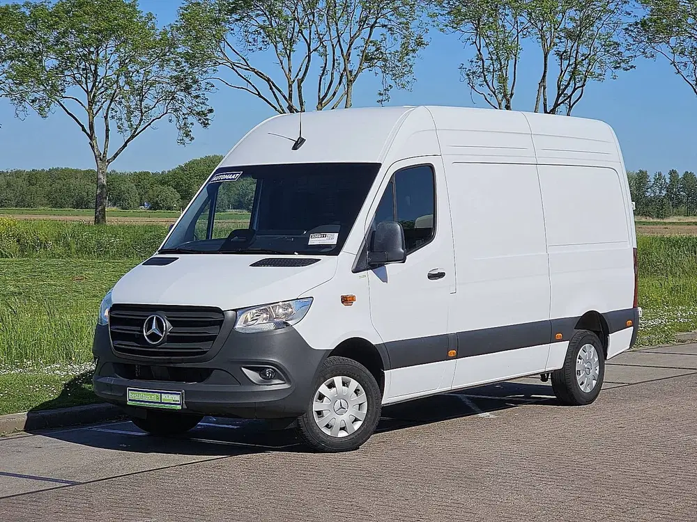 Mercedes-Benz Sprinter 317 l2h2 mbux rwd euro6 uit 2024, foto 2