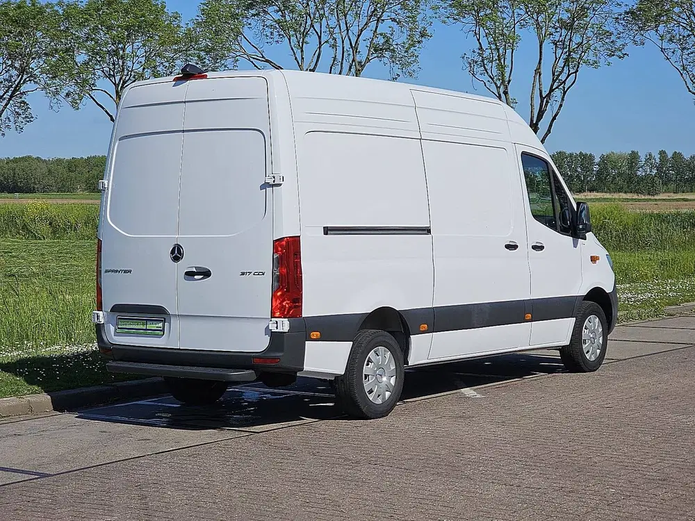 Mercedes-Benz Sprinter 317 l2h2 mbux rwd euro6 uit 2024, foto 3