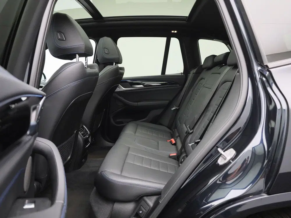 BMW iX3 M-Sport 80 kWh uit 2023, foto 12