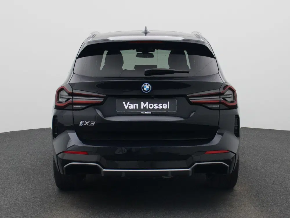 BMW iX3 M-Sport 80 kWh uit 2023, foto 5