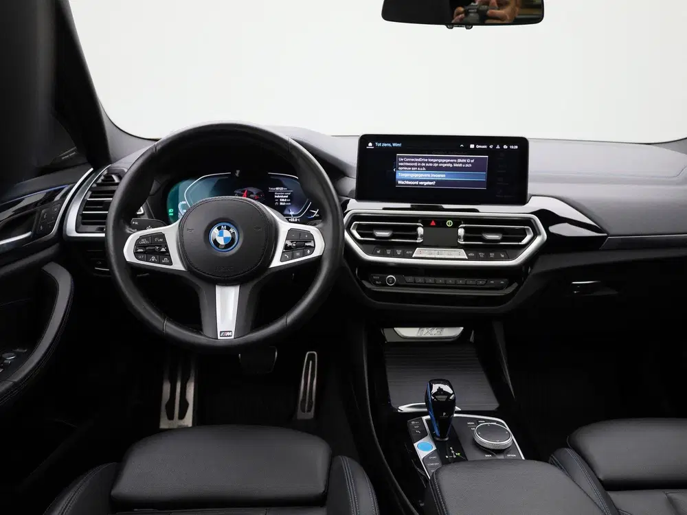 BMW iX3 M-Sport 80 kWh uit 2023, foto 7