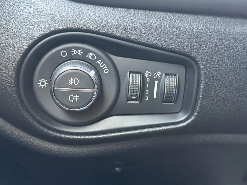 Jeep Renegade 4xe 240 Plug-in Hybrid Electric Trailhawk uit 2022, foto 12