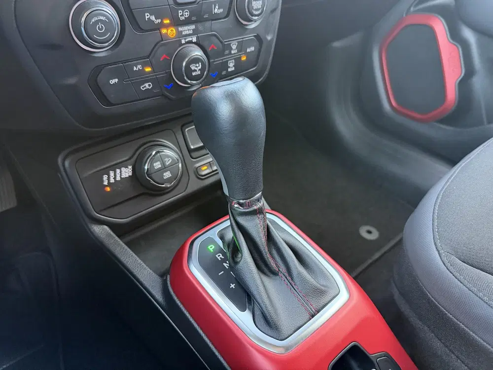 Jeep Renegade 4xe 240 Plug-in Hybrid Electric Trailhawk uit 2022, foto 7