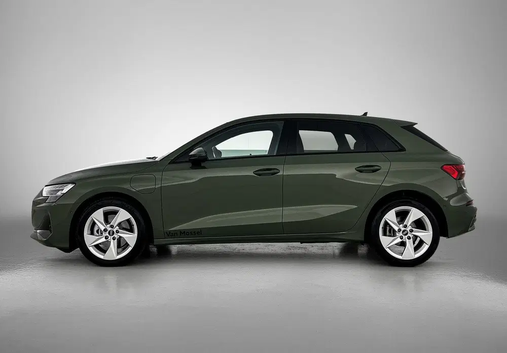 Audi A3 40 TFSI e Advanced edition uit 2025, foto 2