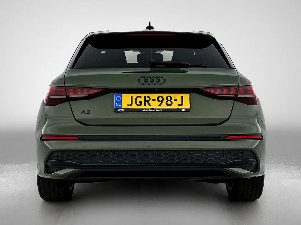 Audi A3 40 TFSI e Advanced edition uit 2025, foto 3