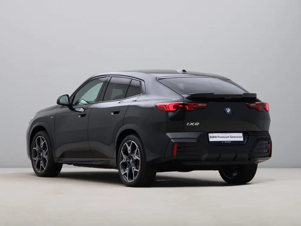 BMW iX2 xDrive30 M Sport Pro uit 2024, foto 11