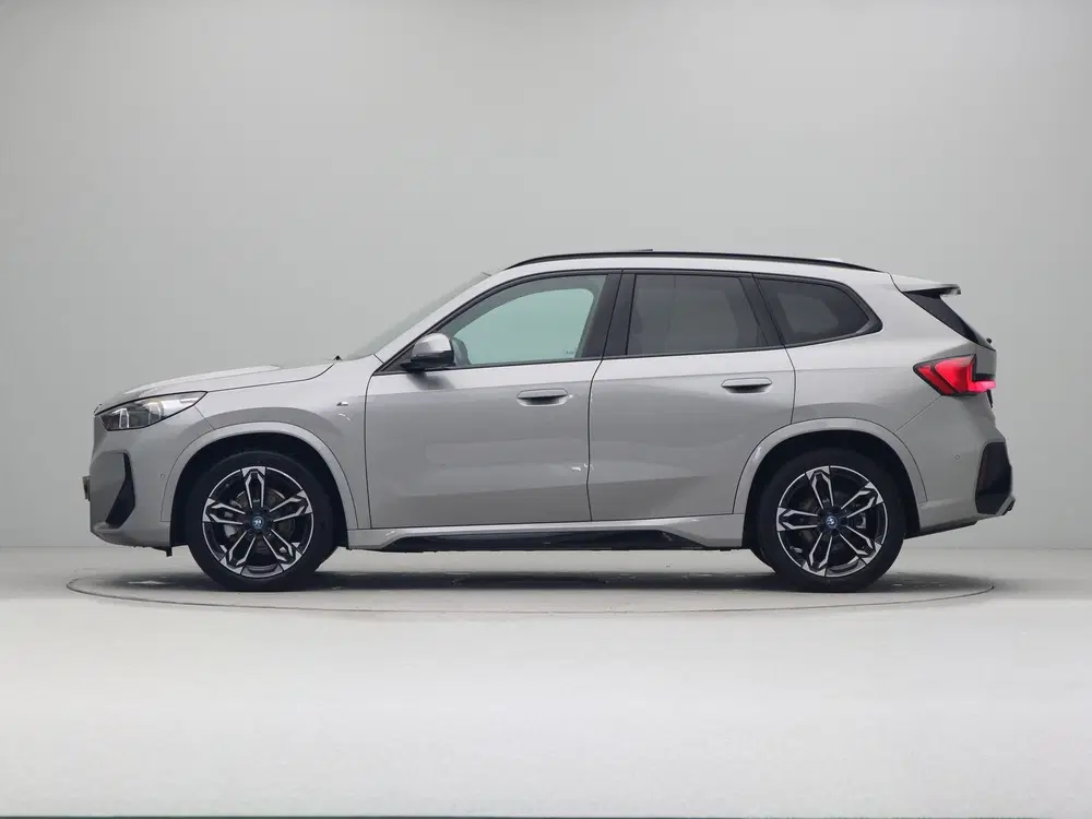 BMW iX1 eDrive20 M Sport Edition (bj 2025 uit 2025, foto 11