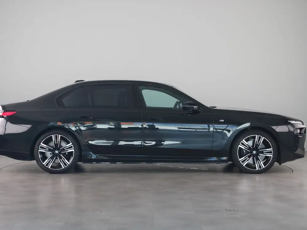 BMW i7 xDrive60 106 kWh (bj 2023 uit 2023, foto 4