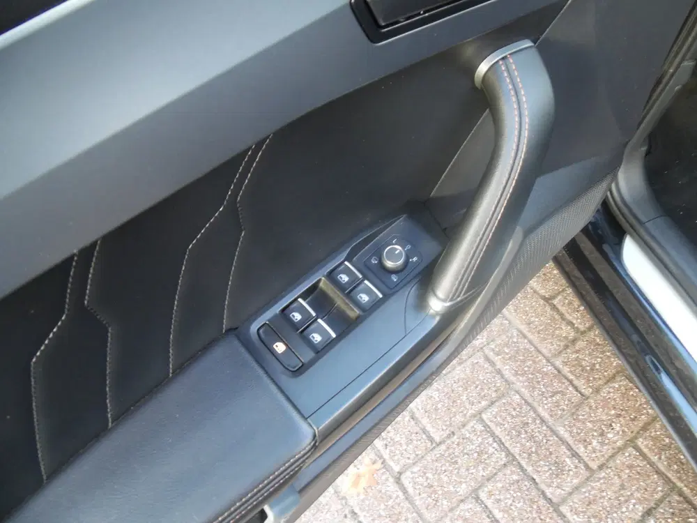 Cupra Formentor 1.4 TSI e-Hybrid Essential (bj 2023) uit 2023, foto 9