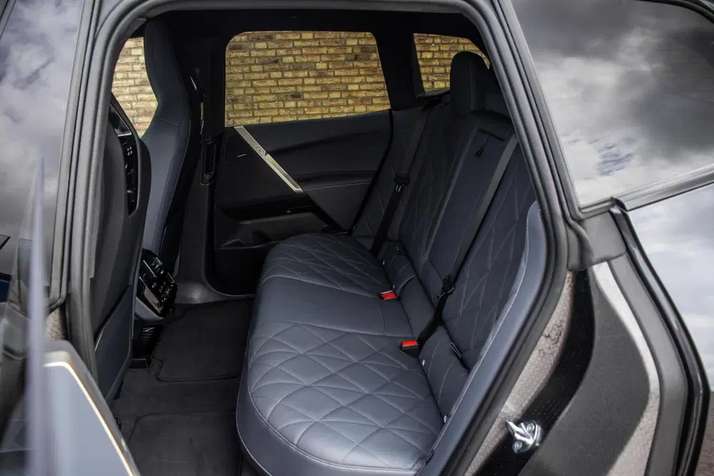 BMW iX xDrive40 Sport Edition 77 kWh uit 2022, foto 11